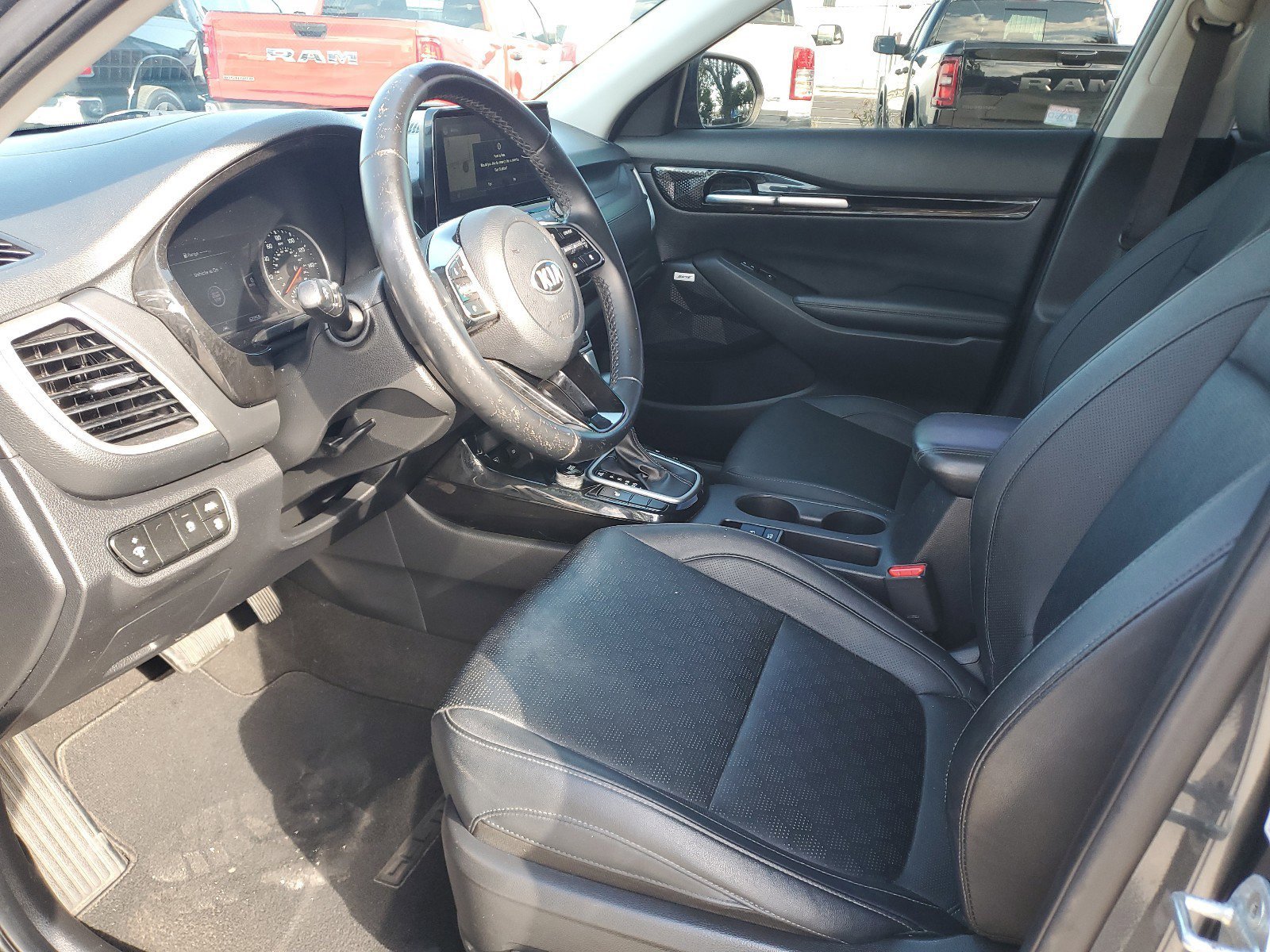 Used 2021 Kia Seltos SX image 19