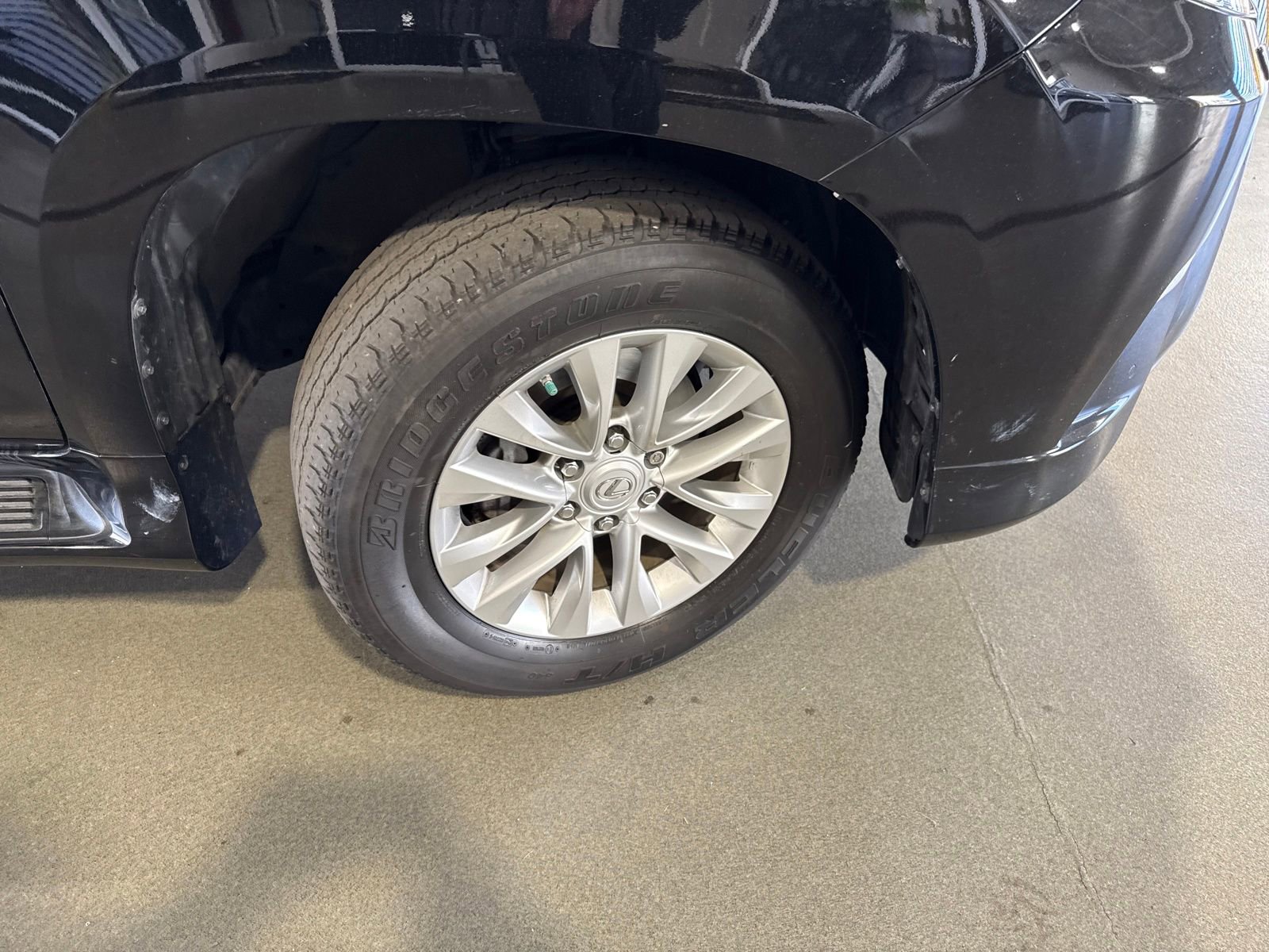 Used 2022 Lexus GX 460 Premium w/ Premium Package image 33