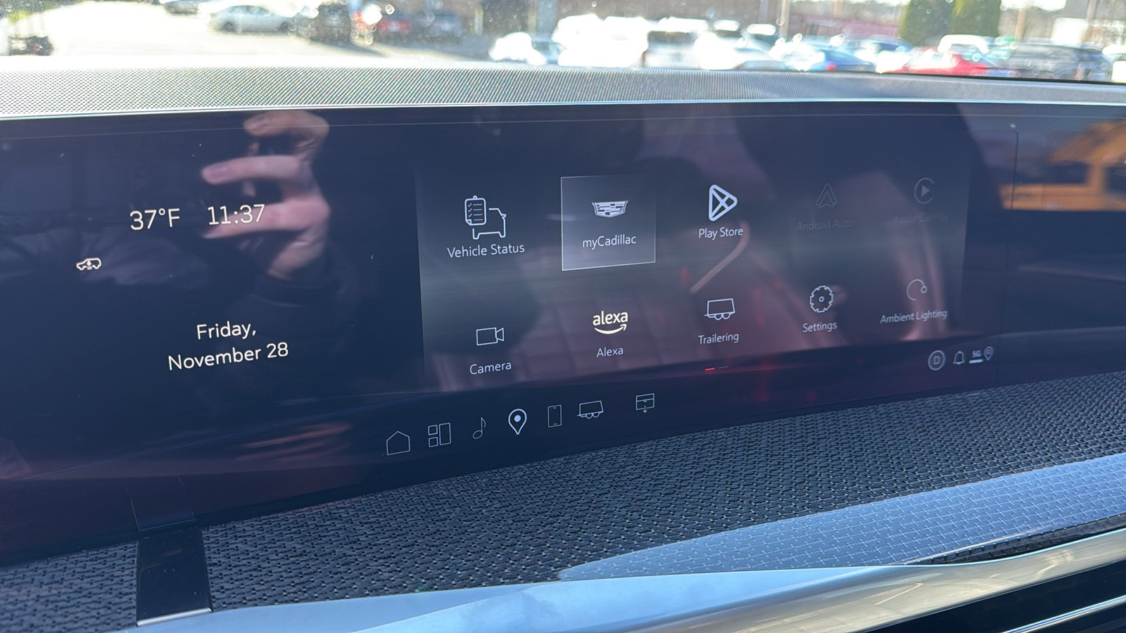 Certified 2025 Cadillac Escalade ESV V image 20