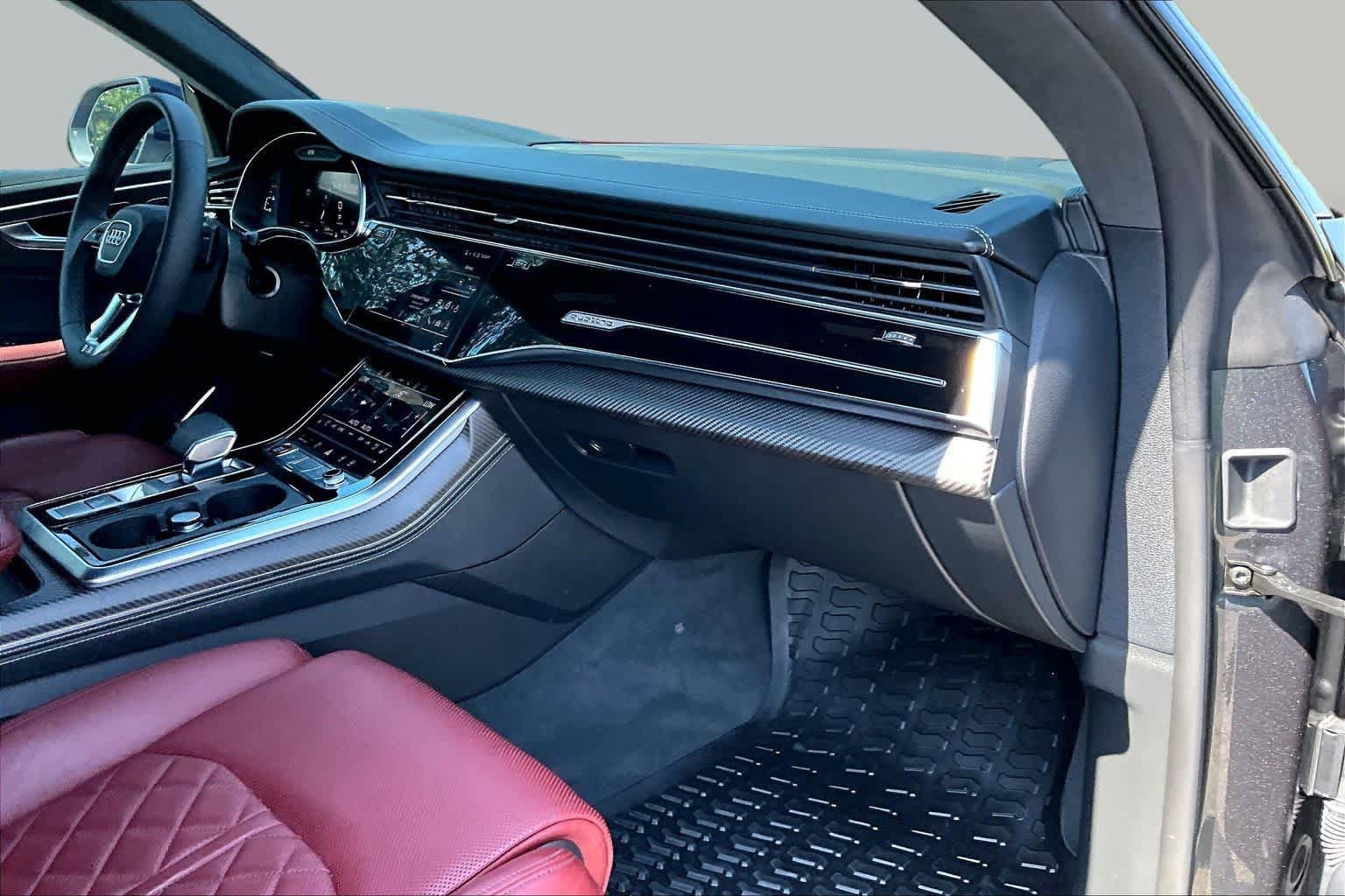 Used 2024 Audi SQ8 Prestige AWD/4WD image 19