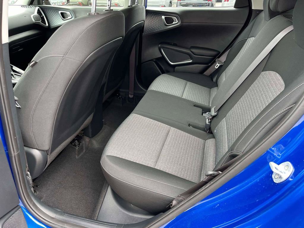 Used 2020 Kia Soul GT-Line FWD image 6