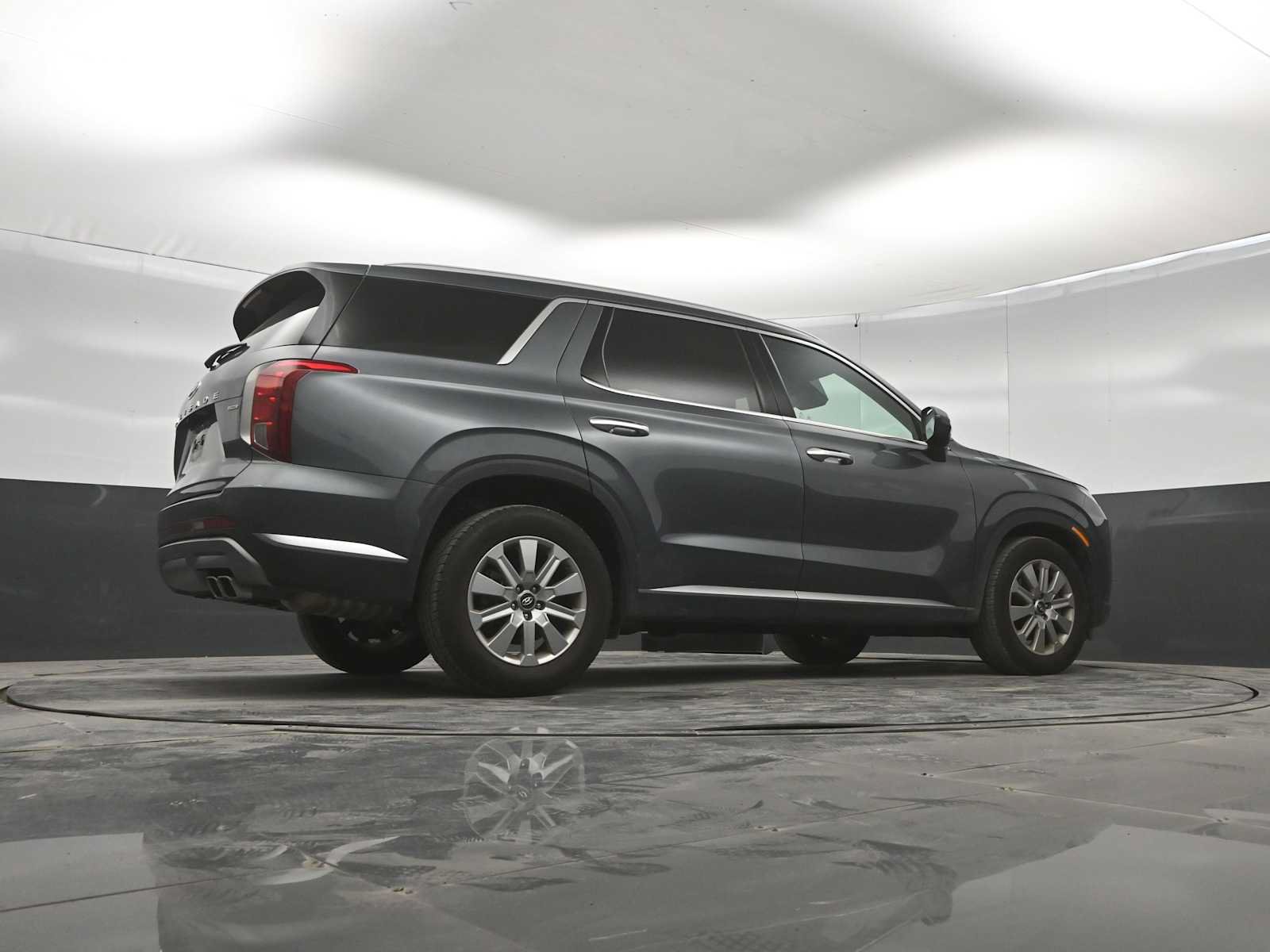 Used 2025 Hyundai Palisade SEL AWD/4WD image 40