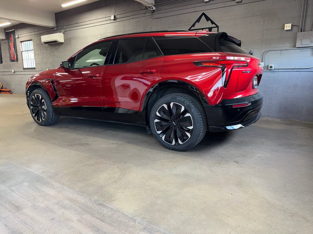 Used 2024 Chevrolet Blazer EV RS AWD/4WD image 2