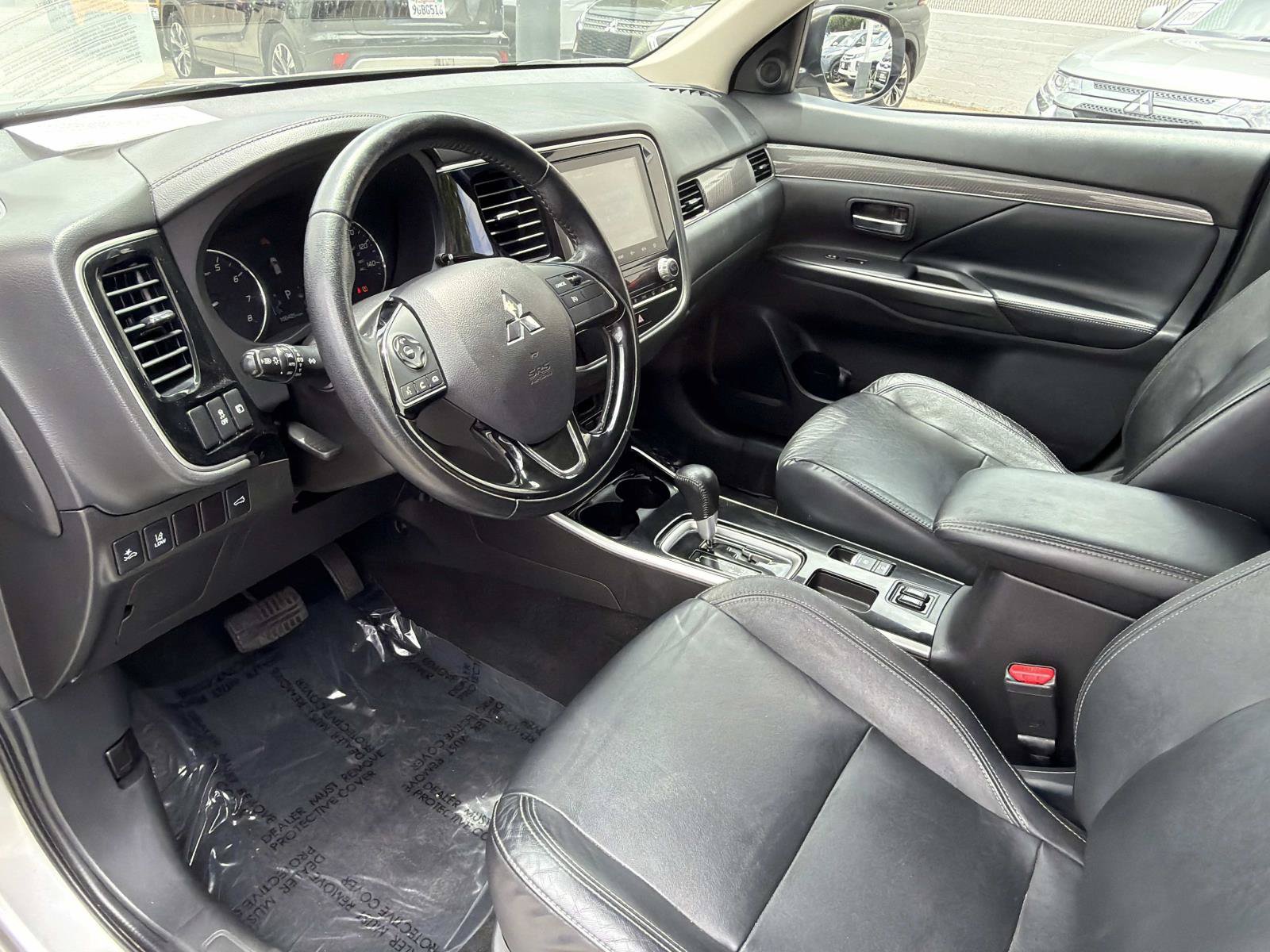 Used 2020 Mitsubishi Outlander SEL FWD image 14