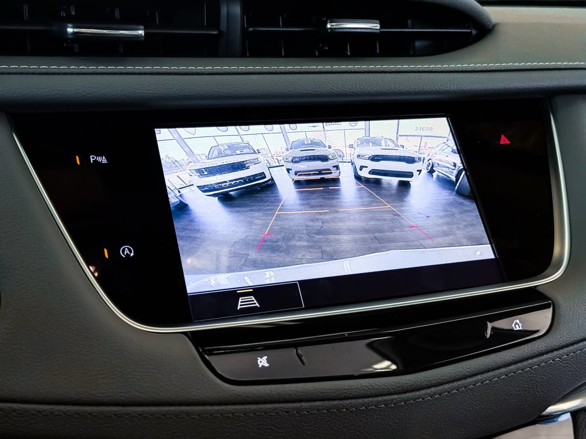 Used 2022 Cadillac XT5 Premium Luxury image 50