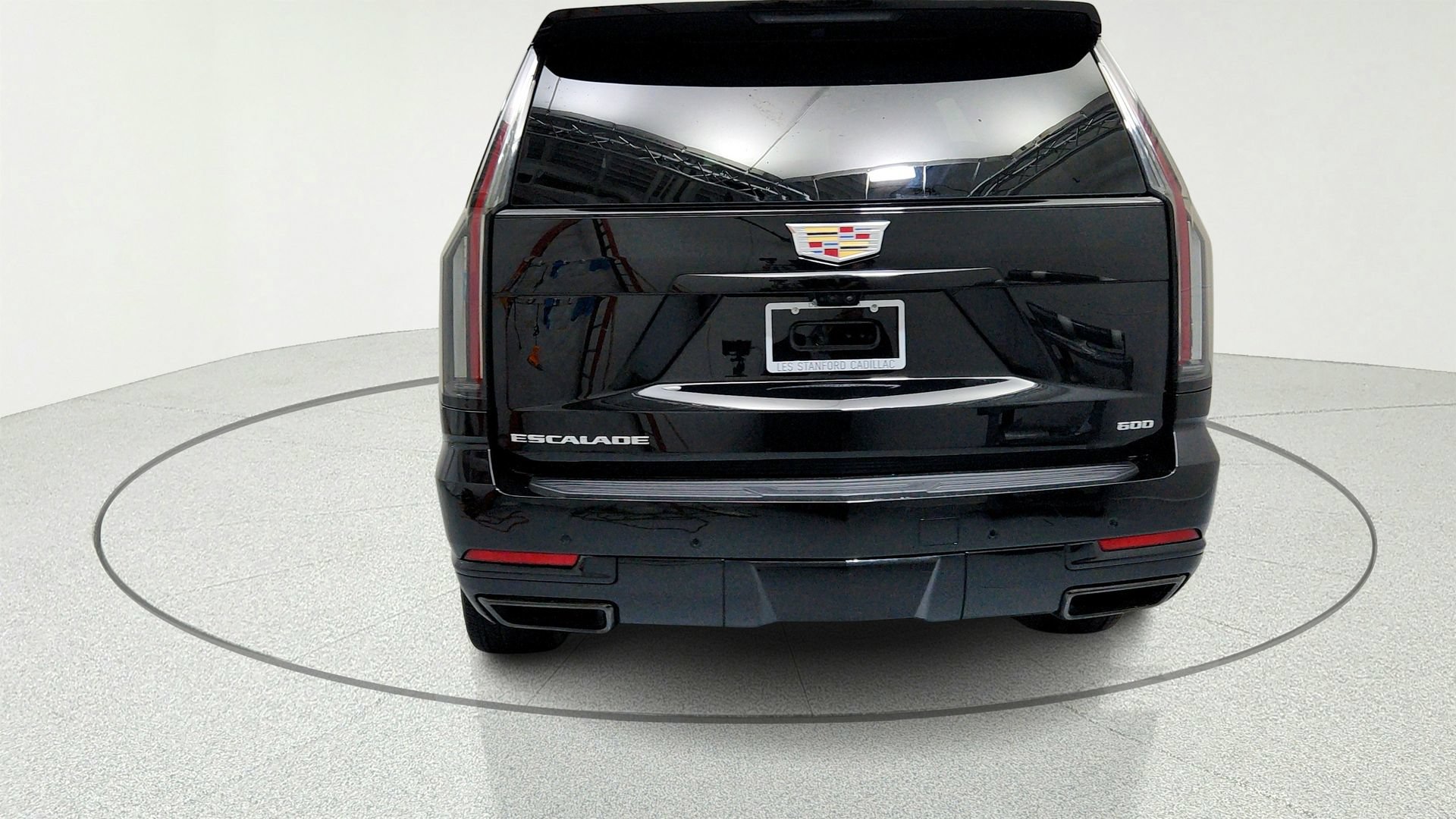 Certified 2025 Cadillac Escalade Sport Platinum w/ LPO, Floor Liner Package AWD/4WD image 4