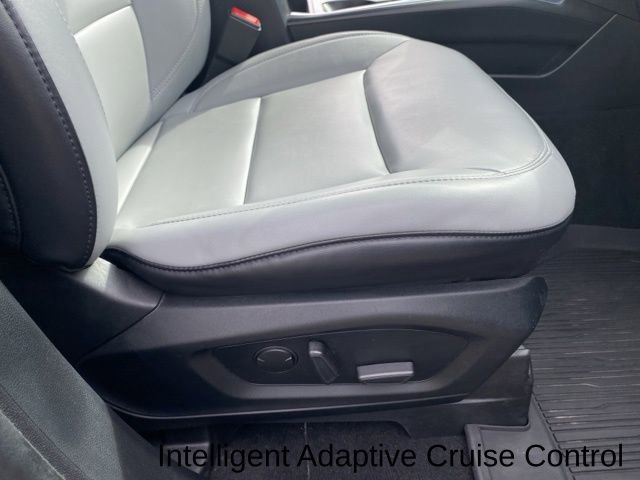 Used 2021 Ford Explorer XLT w/ Equipment Group 202A image 37