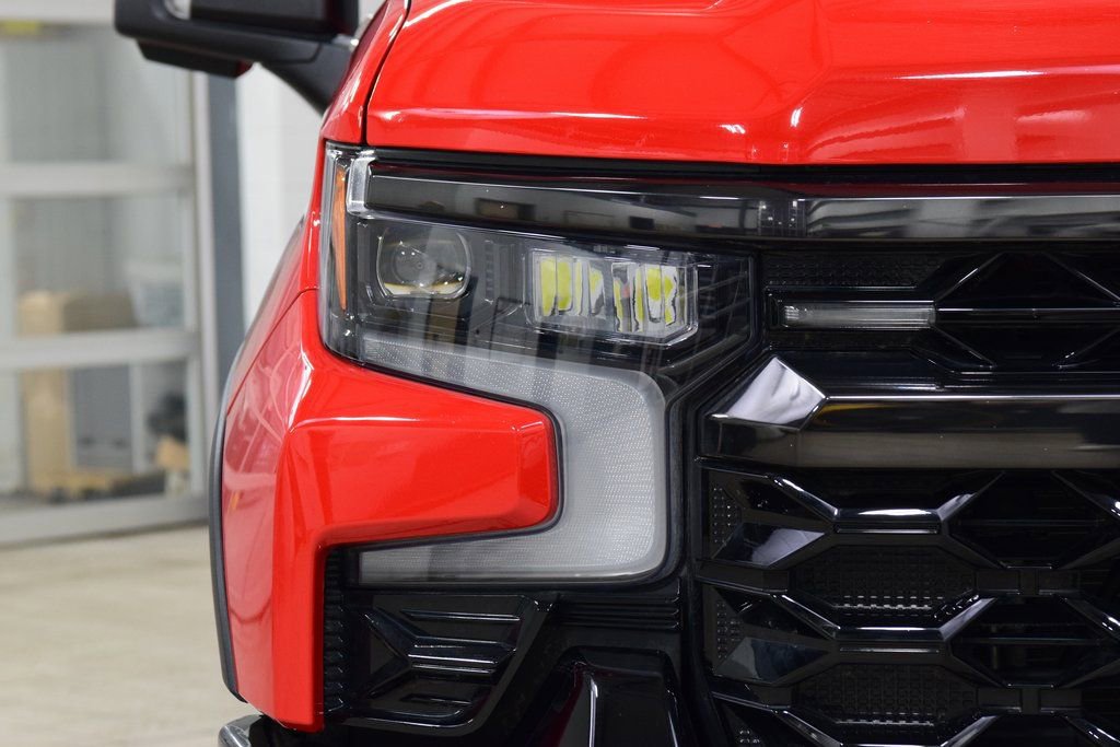 Used 2024 Chevrolet Silverado 1500 ZR2 w/ Technology Package image 12