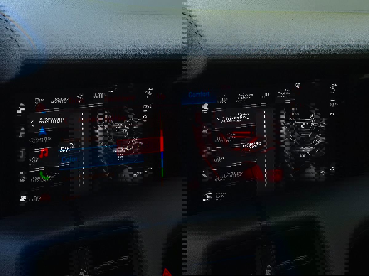 Used 2020 Porsche Taycan 4S w/ Premium Package image 41