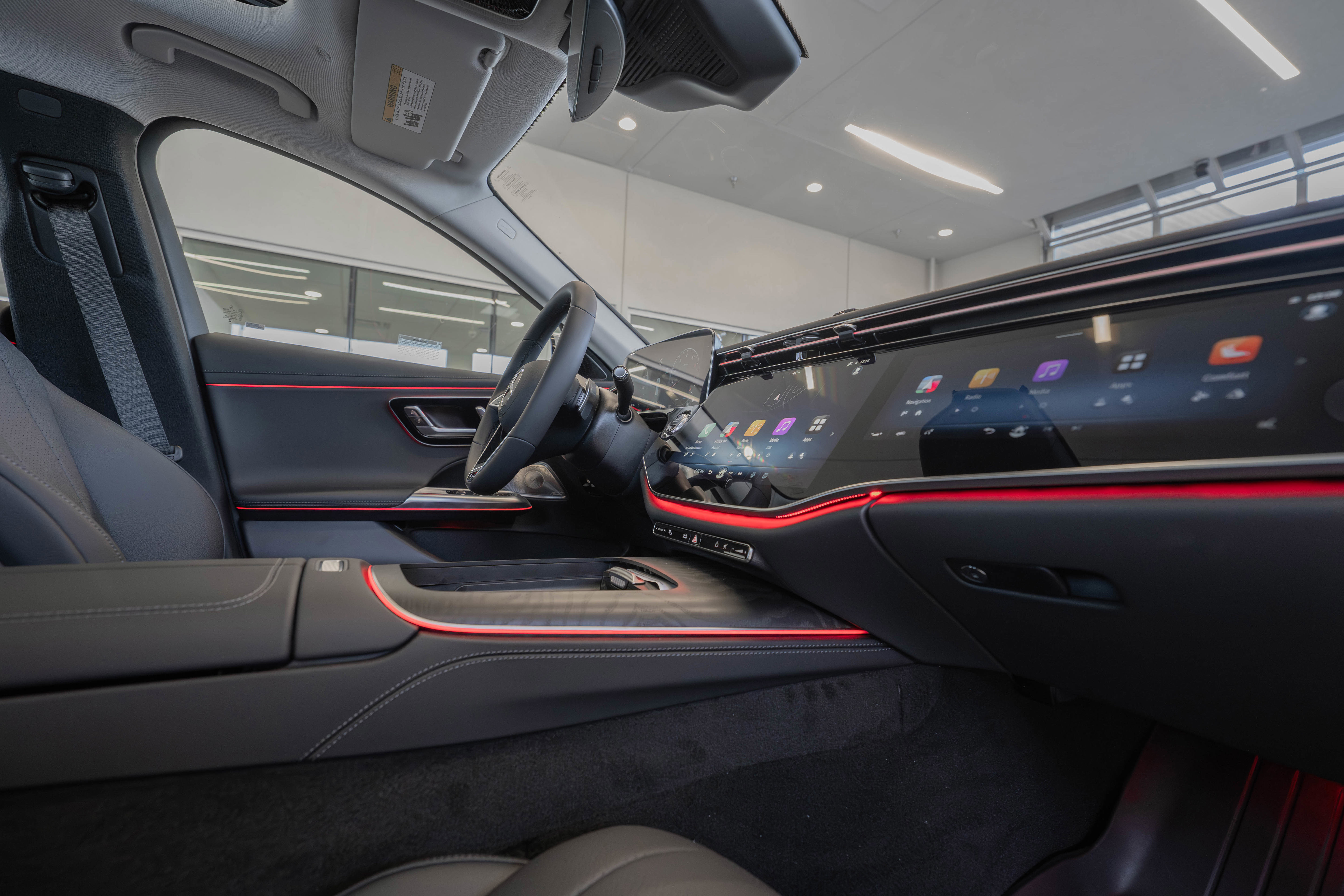 New 2025 Mercedes-Benz E 450 4MATIC All-Terrain Wagon image 17