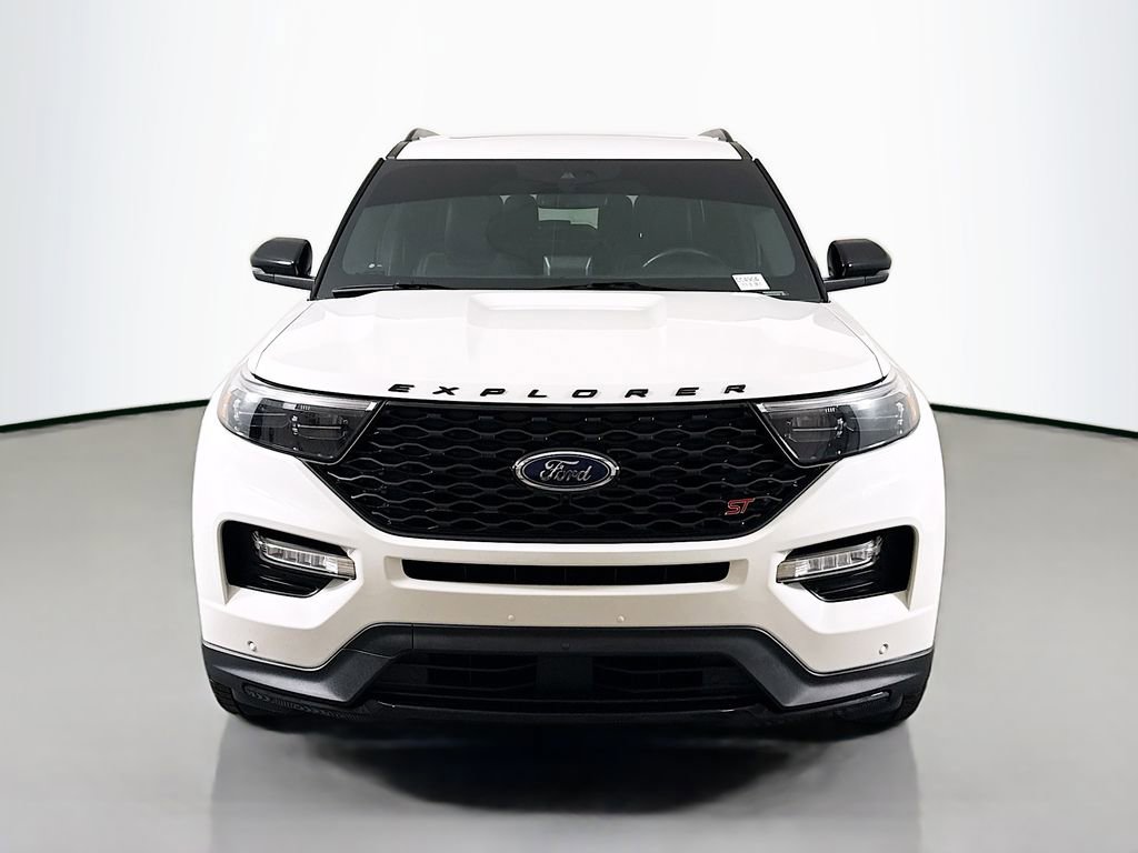 Used 2022 Ford Explorer ST w/ Equipment Group 401A image 2