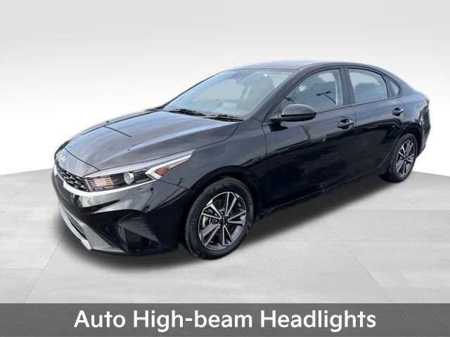 Used 2024 Kia Forte LXS image 10