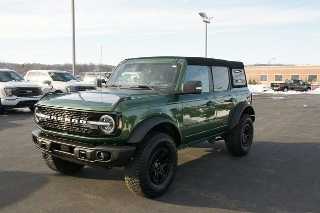 Used 2023 Ford Bronco Wildtrak image 6