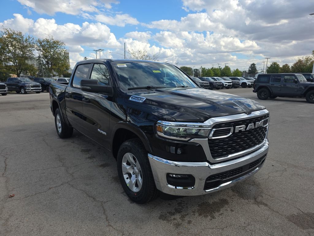 New 2026 RAM 1500 4x4 Crew Cab image 3