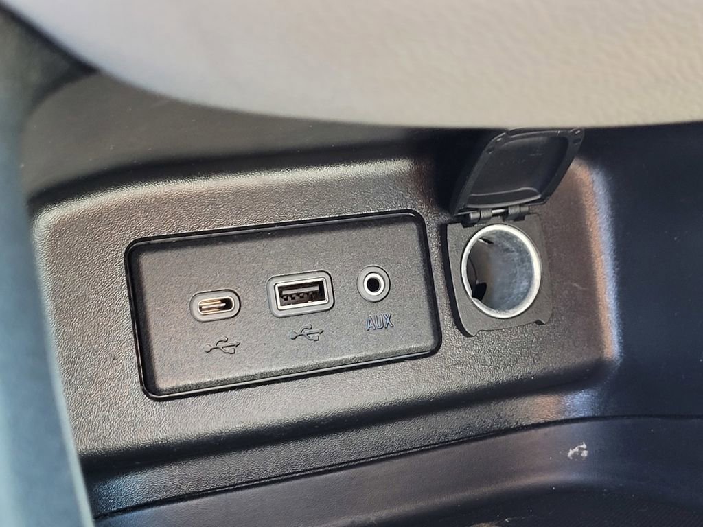 Used 2024 Chevrolet Equinox LT image 20