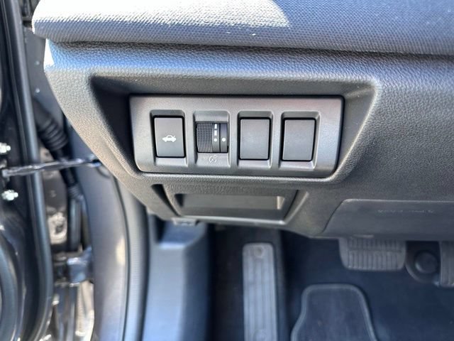 Used 2025 Subaru Legacy Premium AWD/4WD image 18
