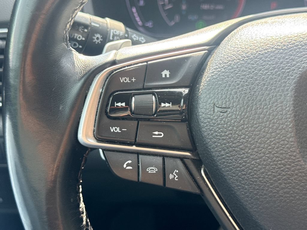 Used 2020 Honda Accord Touring image 29