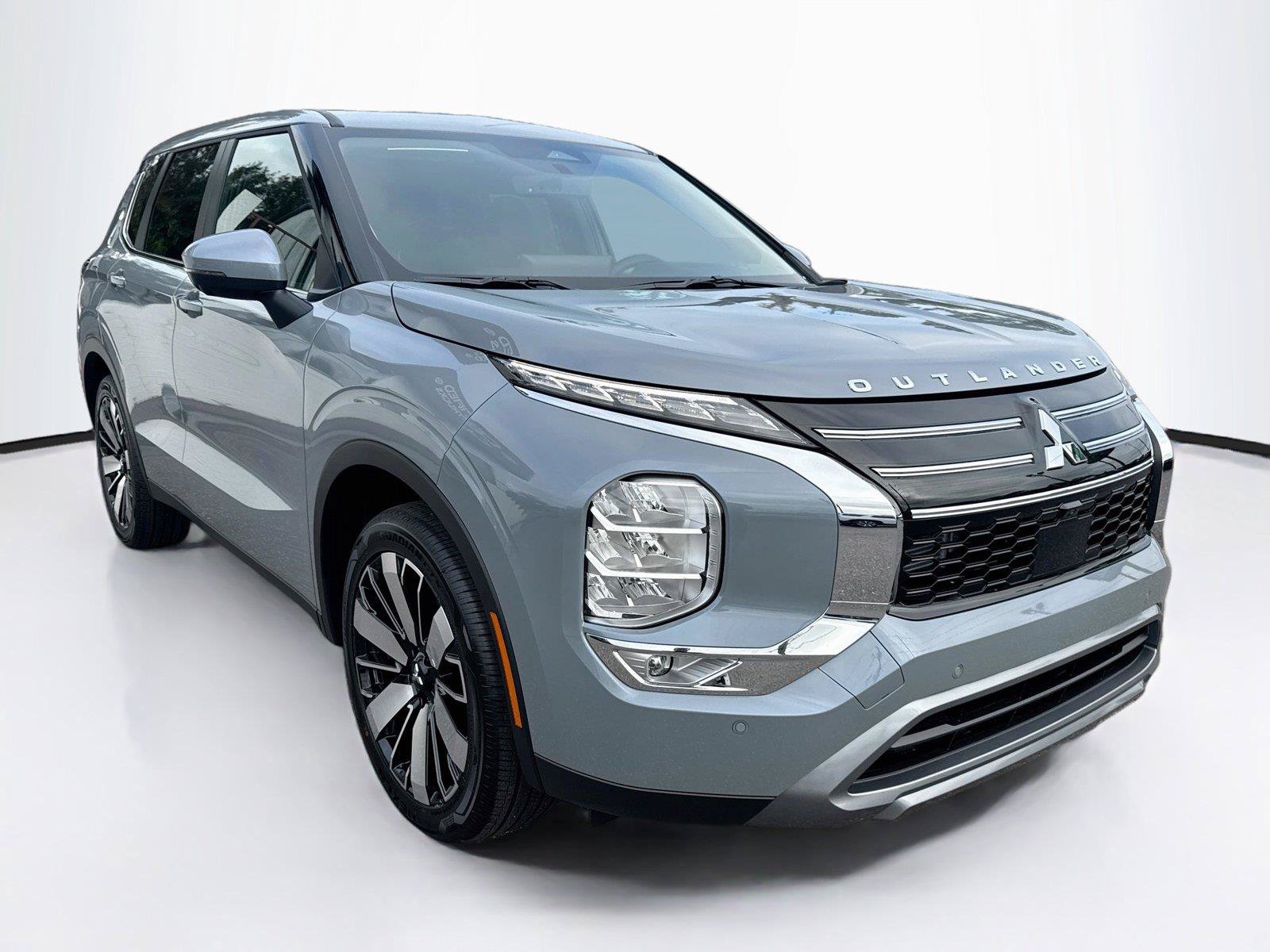New 2026 Mitsubishi Outlander SE FWD image 7