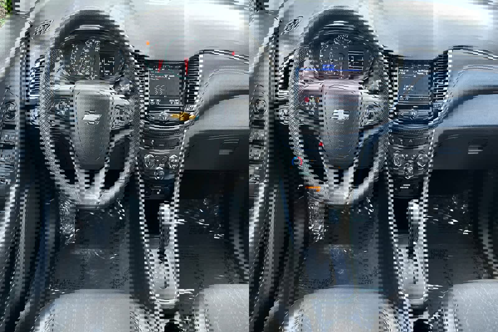 Used 2021 Chevrolet Trax LT image 14