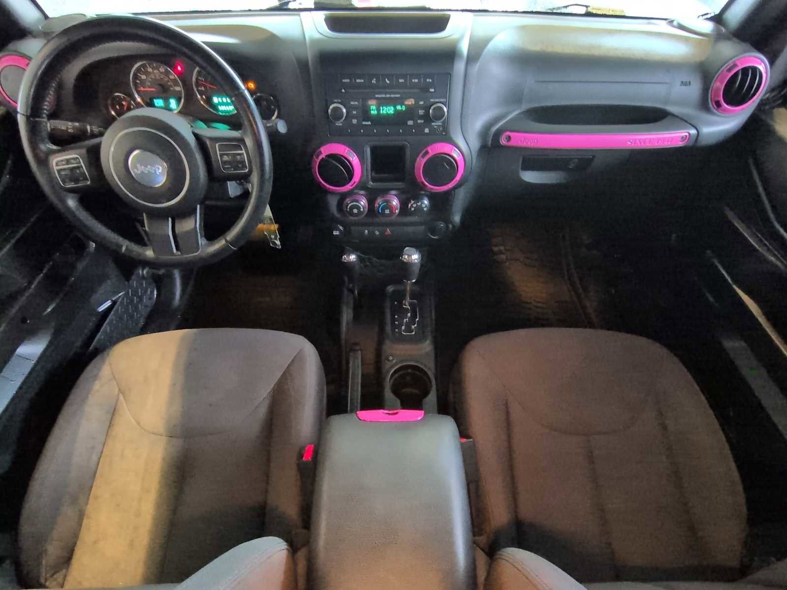 Used 2017 Jeep Wrangler Unlimited Sport w/ Connectivity Group image 14