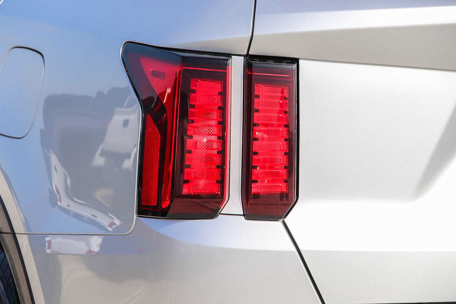 Used 2022 Kia Sorento LX FWD image 9