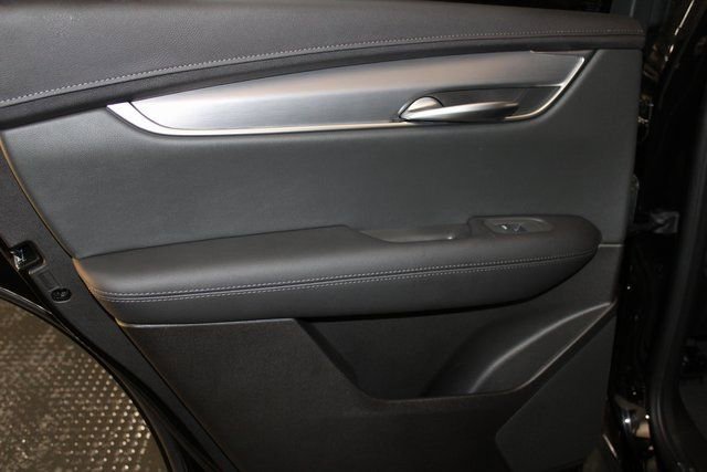 New 2026 Cadillac XT5 Luxury image 11