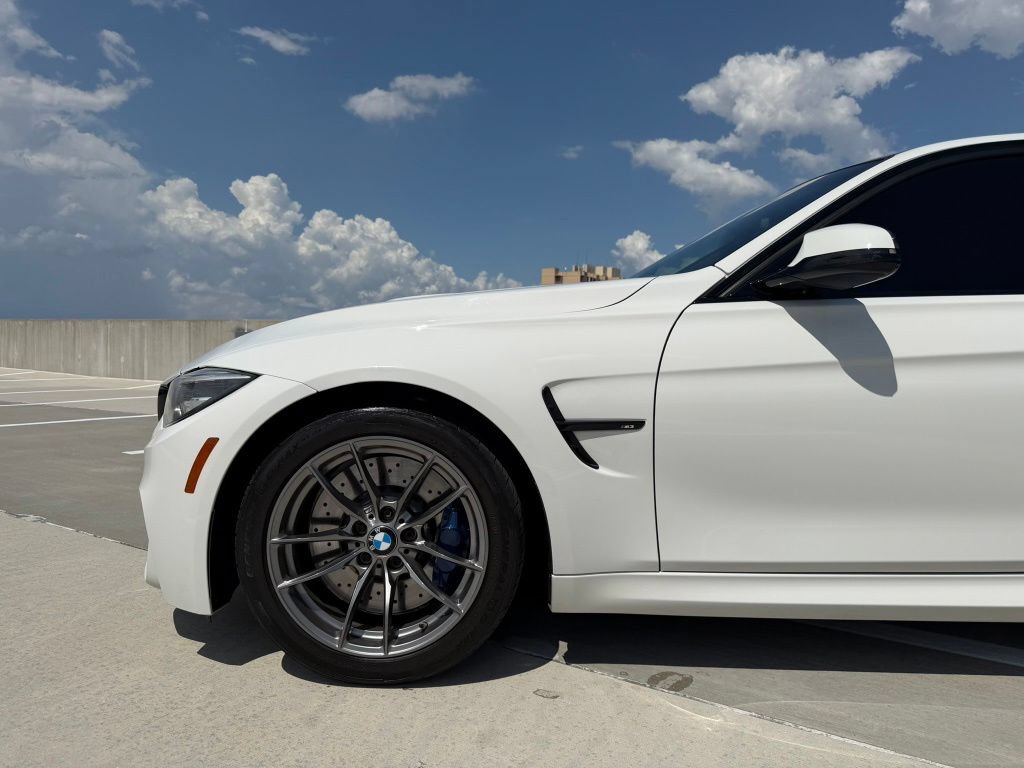 Used 2018 BMW M3 RWD image 5