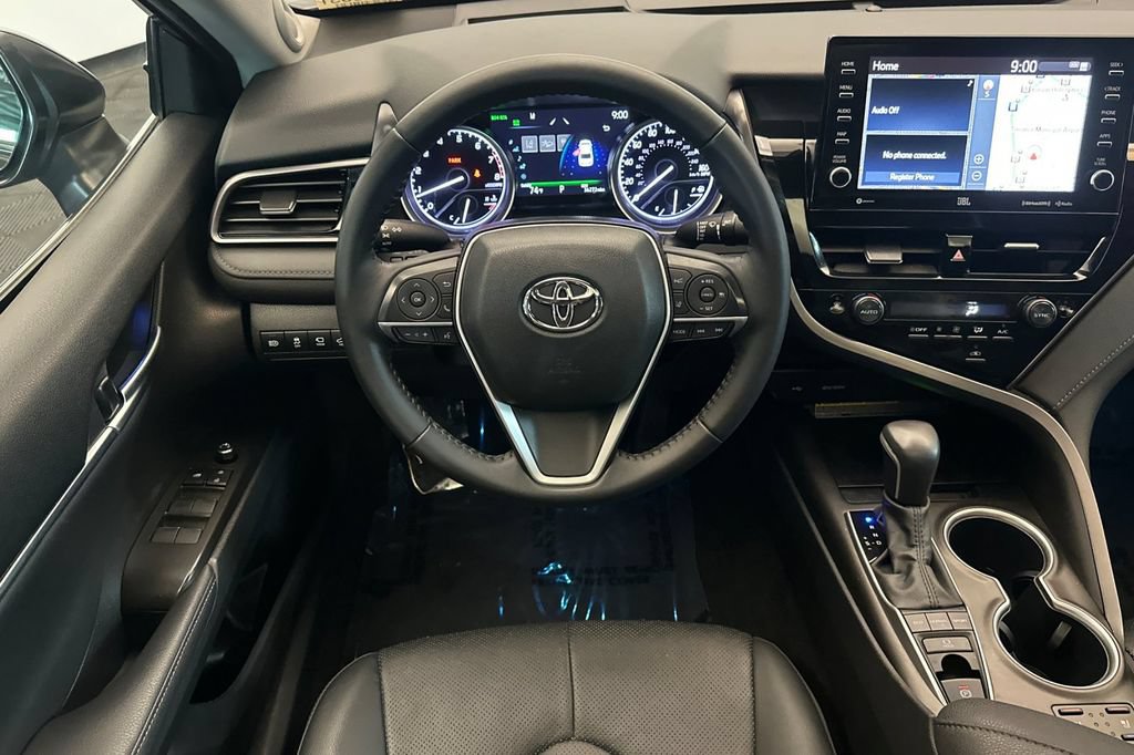 Used 2021 Toyota Camry XLE w/ Navigation Package FWD image 14