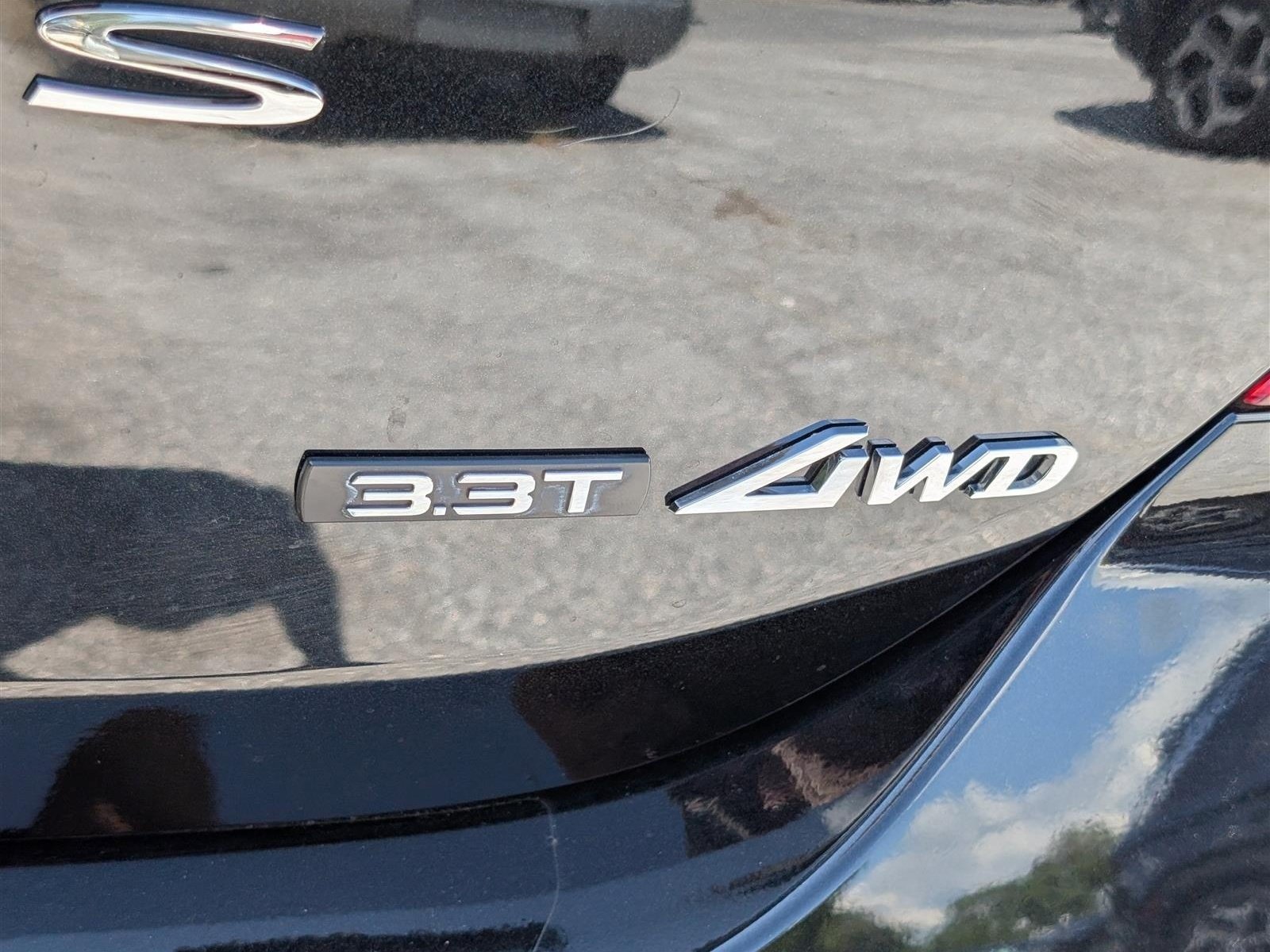 Used 2024 Genesis G70 3.3T Advanced AWD/4WD image 10