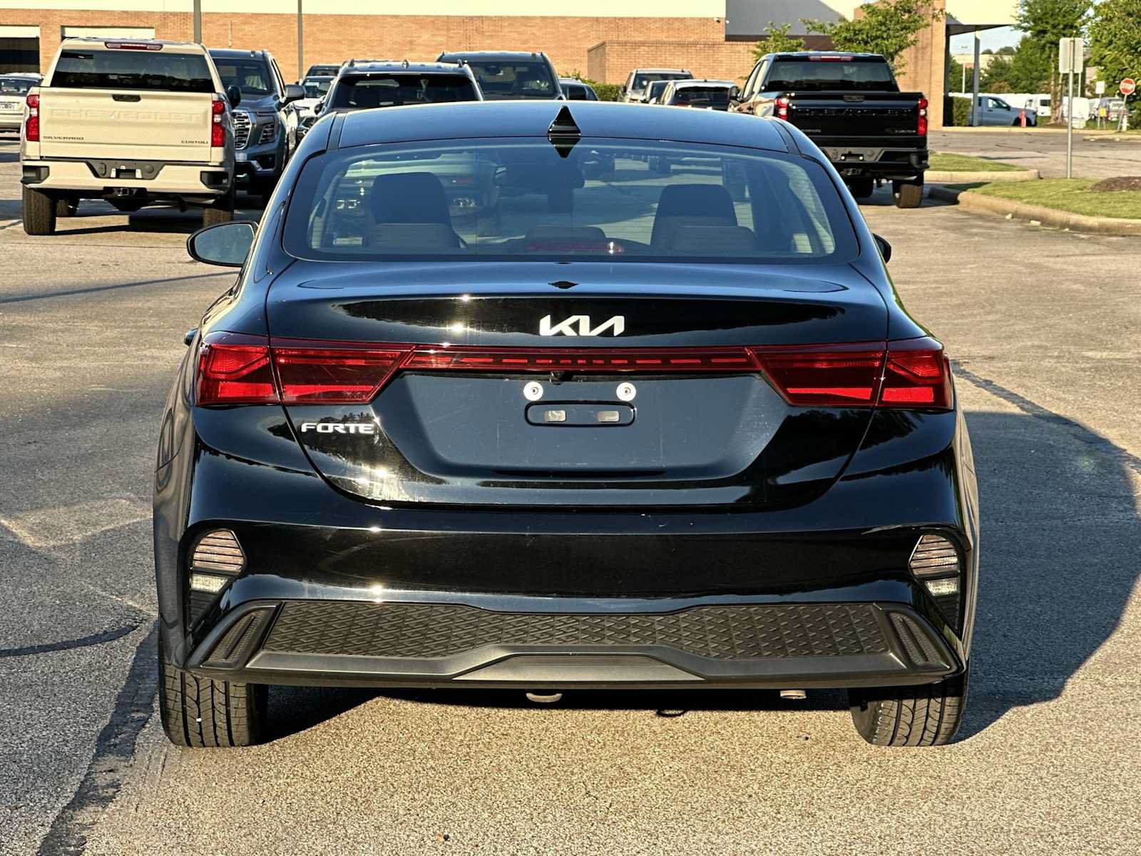 Used 2024 Kia Forte LXS FWD image 13