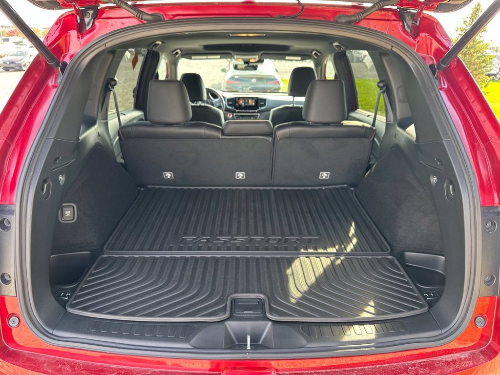Used 2022 Honda Passport TrailSport image 11