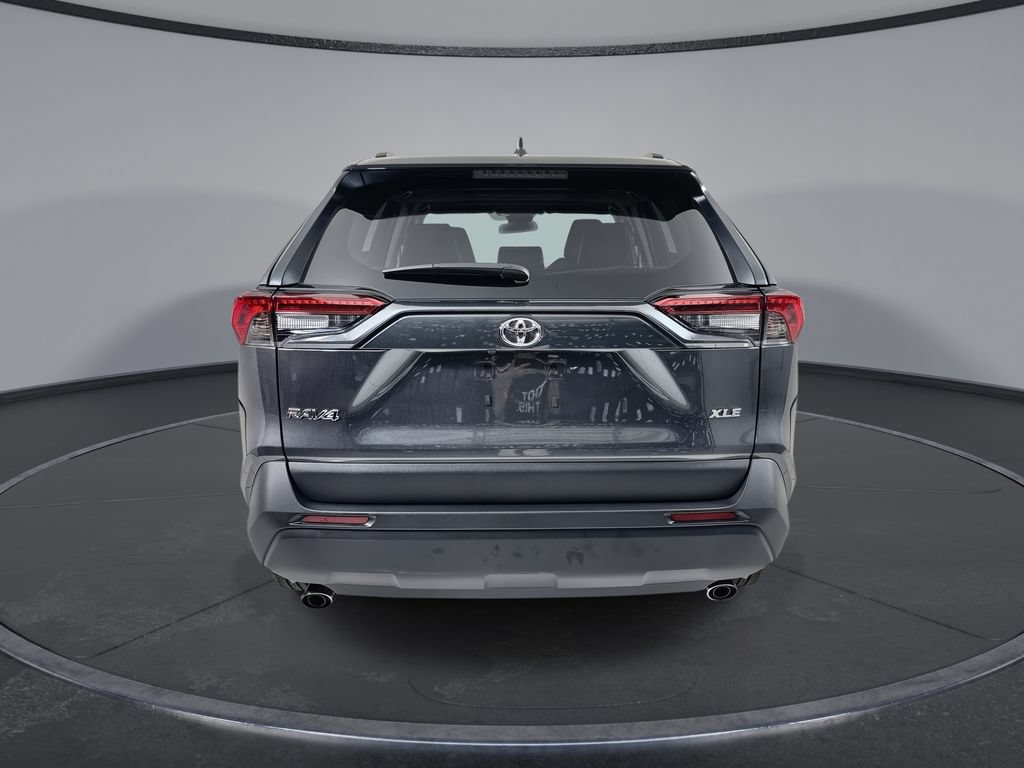 Used 2025 Toyota RAV4 XLE Premium FWD image 7