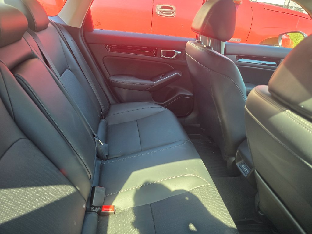 Used 2024 Honda Civic Touring image 4