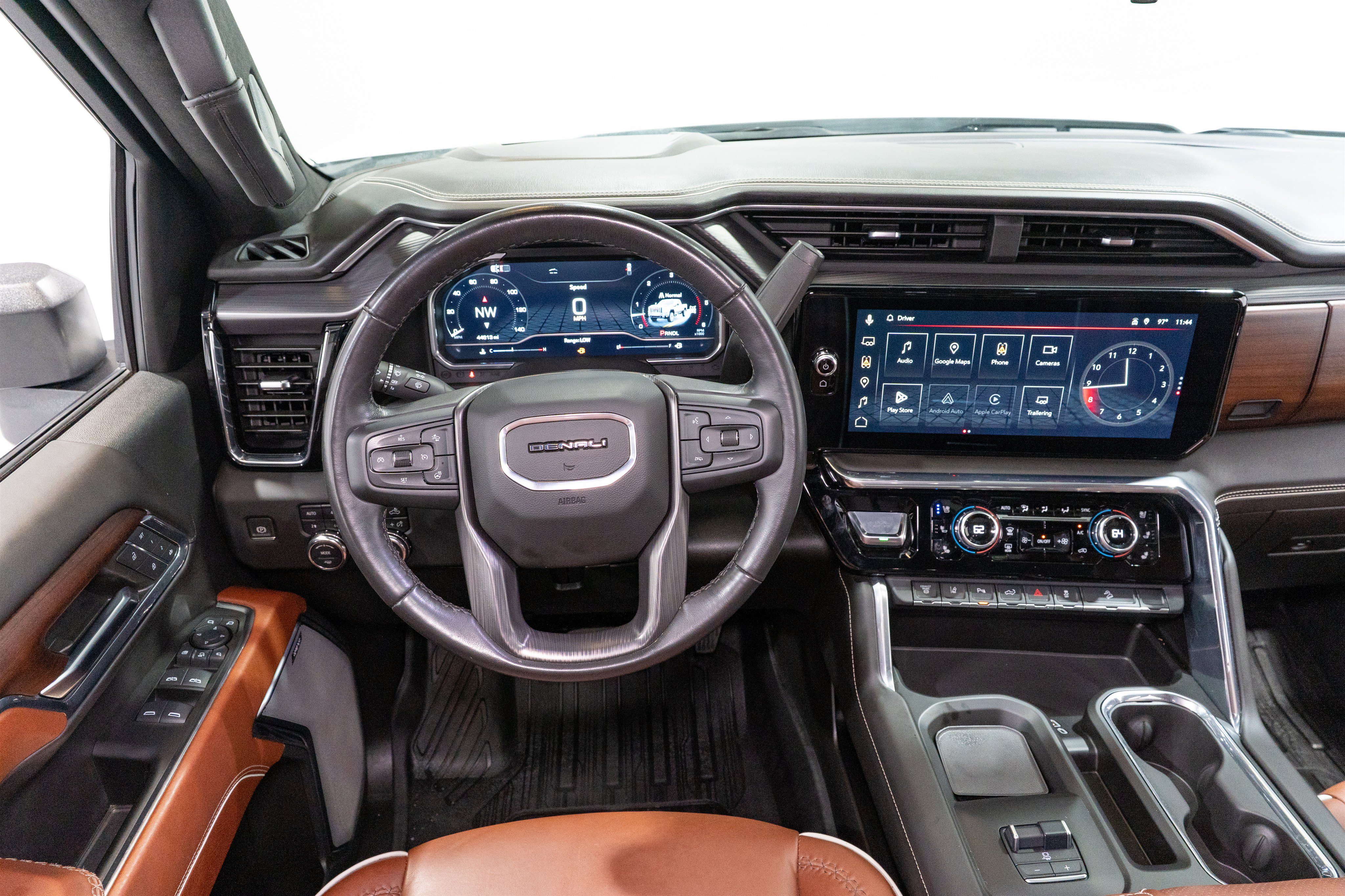 Used 2024 GMC Sierra 2500 Denali Ultimate AWD/4WD image 14