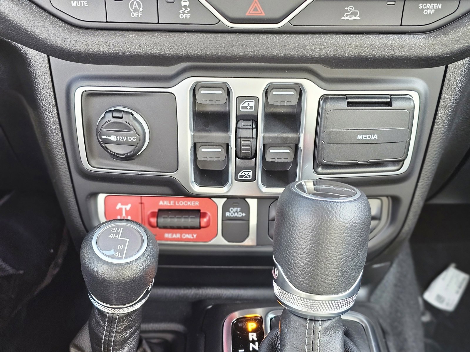 New 2026 Jeep Gladiator Willys image 14