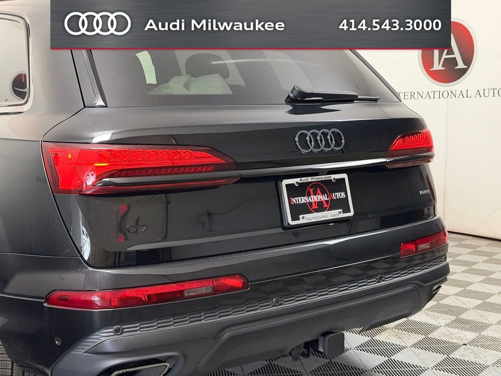 New 2026 Audi Q7 3.0T Premium Plus AWD/4WD image 9