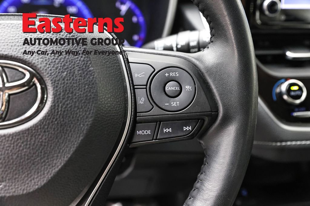 Used 2019 Toyota Corolla XSE FWD image 16