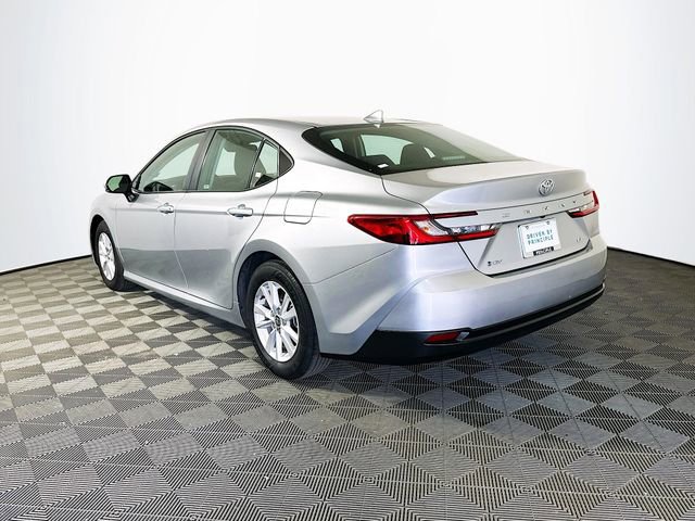 Certified 2025 Toyota Camry LE image 6