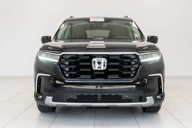 Used 2024 Honda Pilot Touring image 5