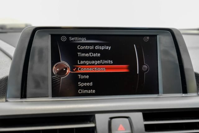 Used 2015 BMW M235i Coupe RWD image 33