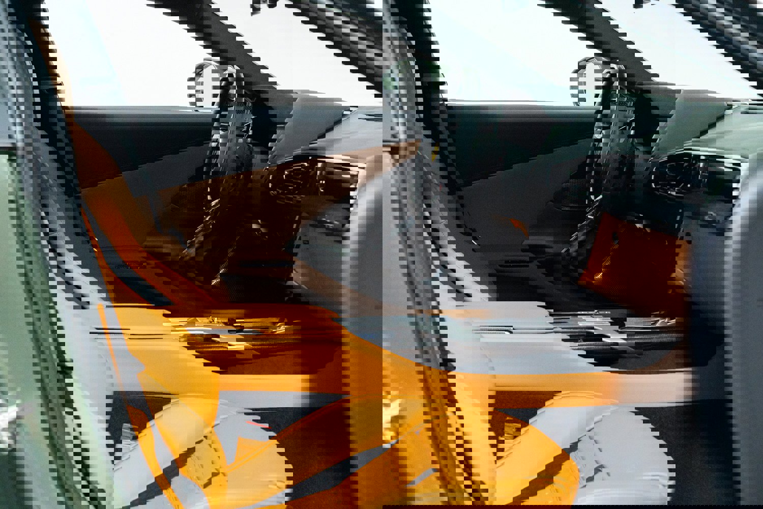 Certified 2025 Ferrari 12Cilindri image 24