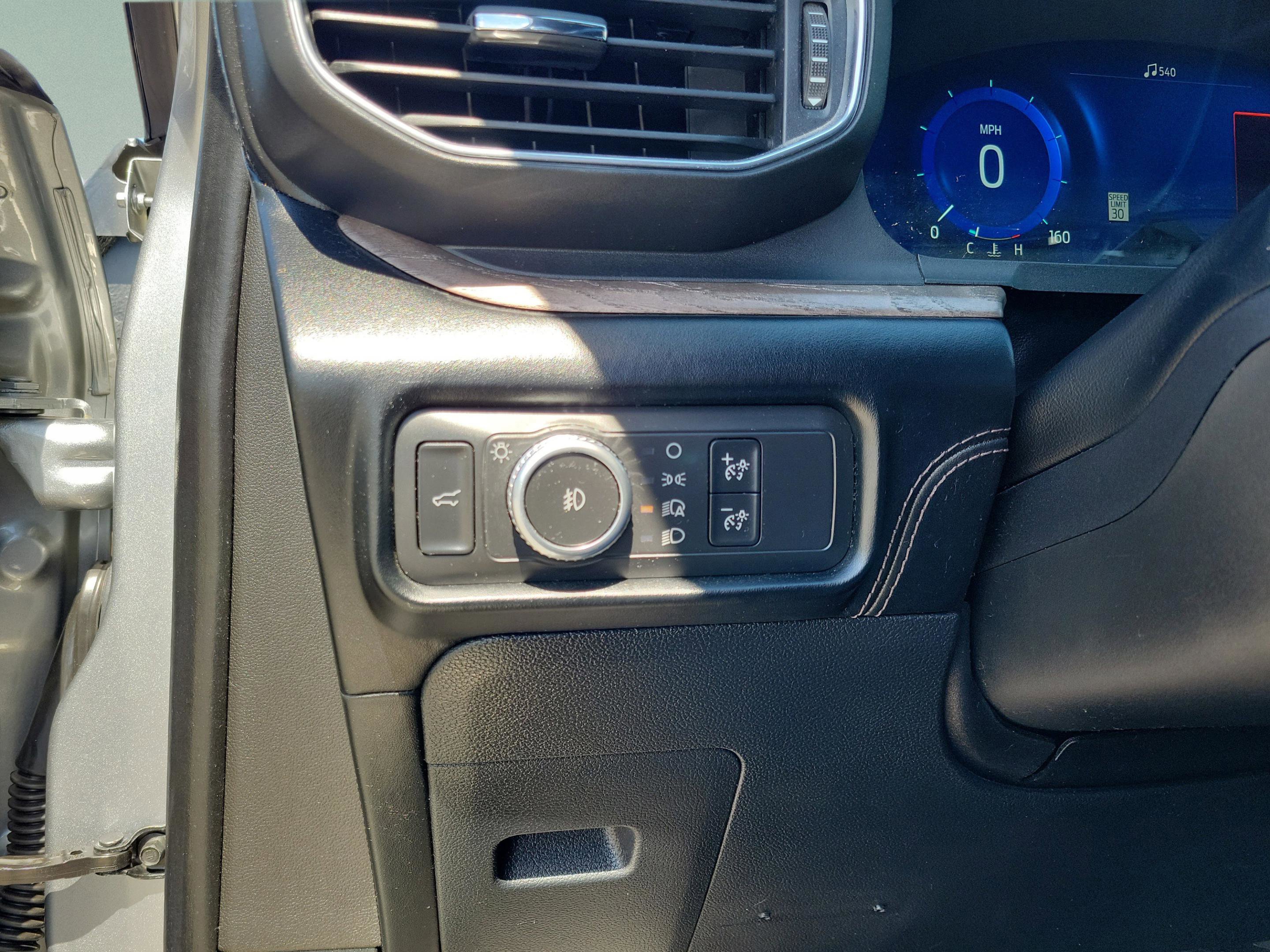 Used 2021 Ford Explorer Platinum w/ Equipment Group 601A image 10