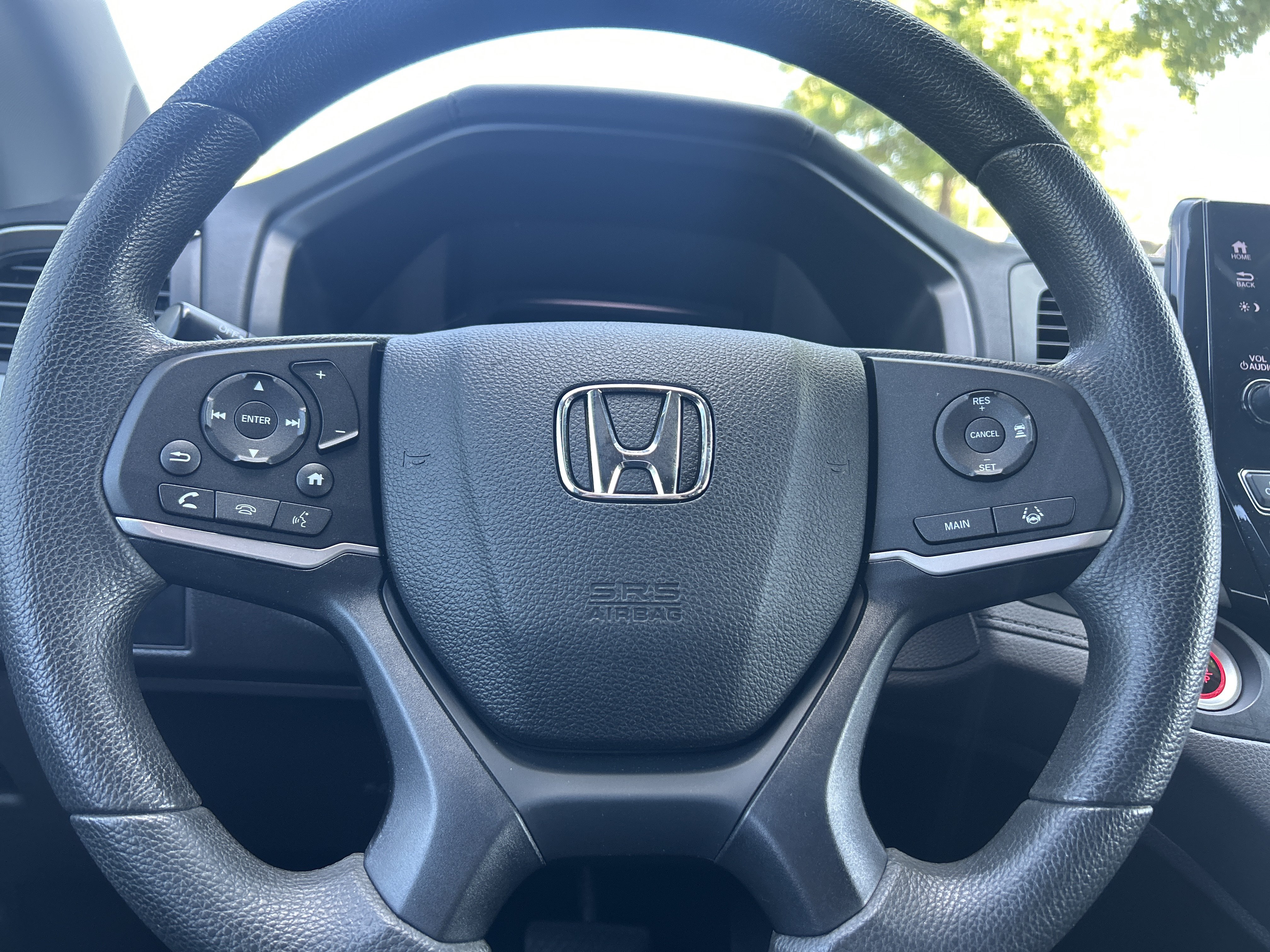 Used 2018 Honda Odyssey EX image 17
