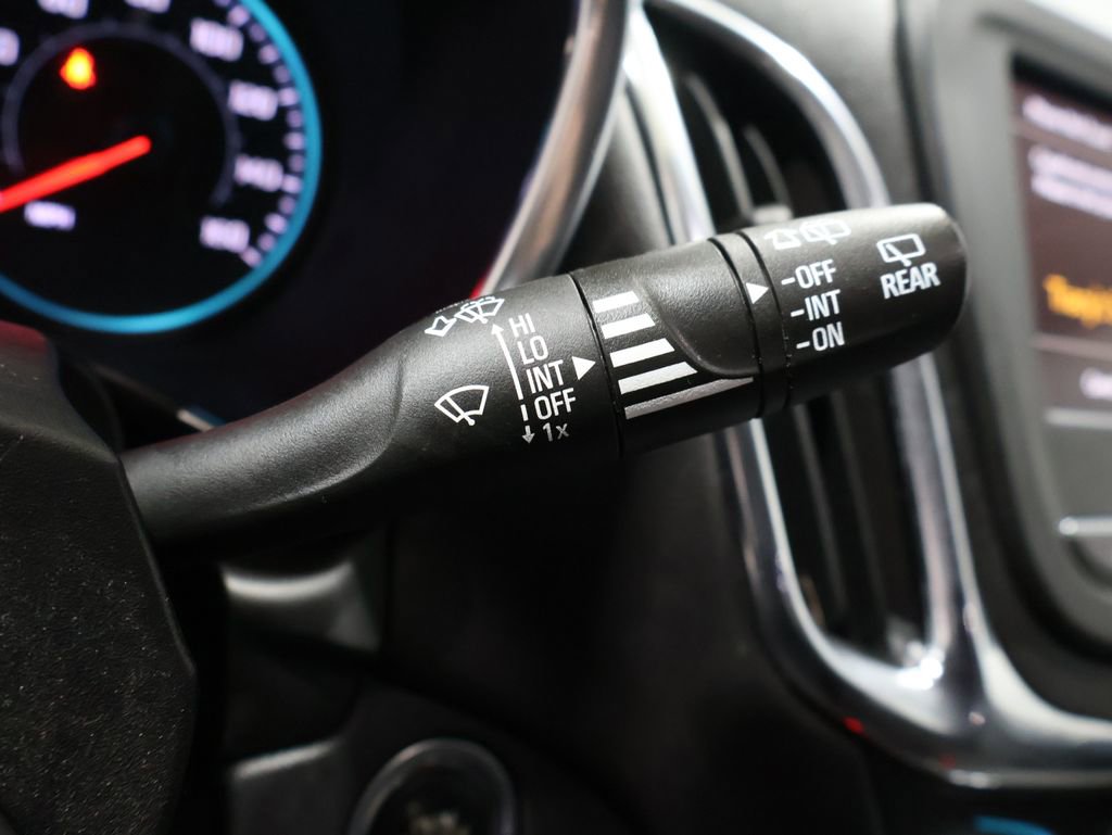 Used 2022 Chevrolet Equinox LT image 38