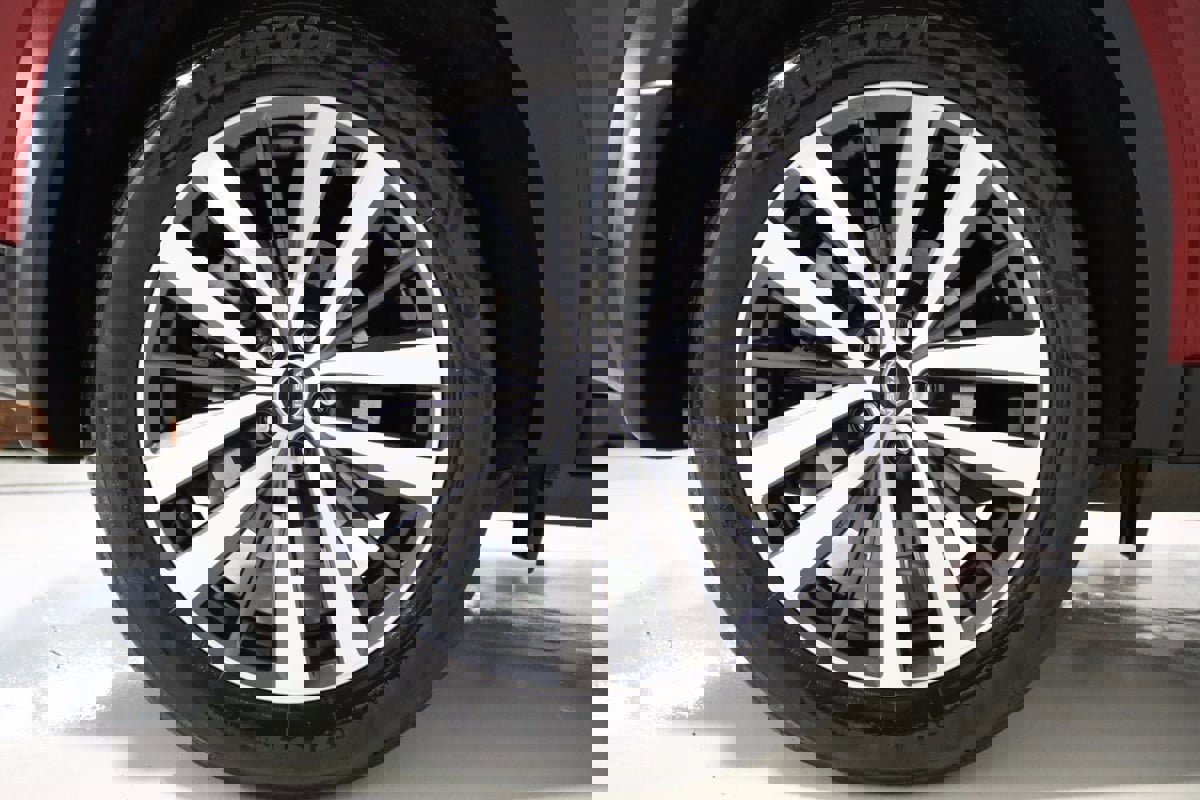 Used 2022 Nissan Pathfinder Platinum w/ Cargo Package image 79