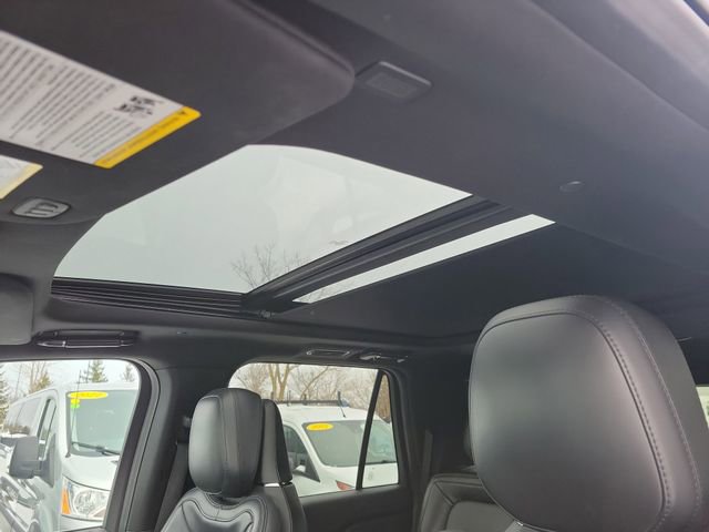 Used 2023 Lincoln Navigator Reserve AWD/4WD image 8