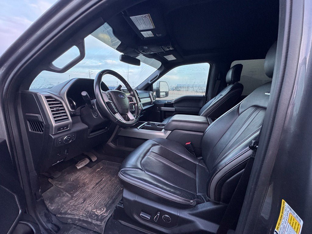 Used 2021 Ford F250 Platinum AWD/4WD image 9