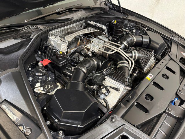 Used 2015 BMW M5 image 81