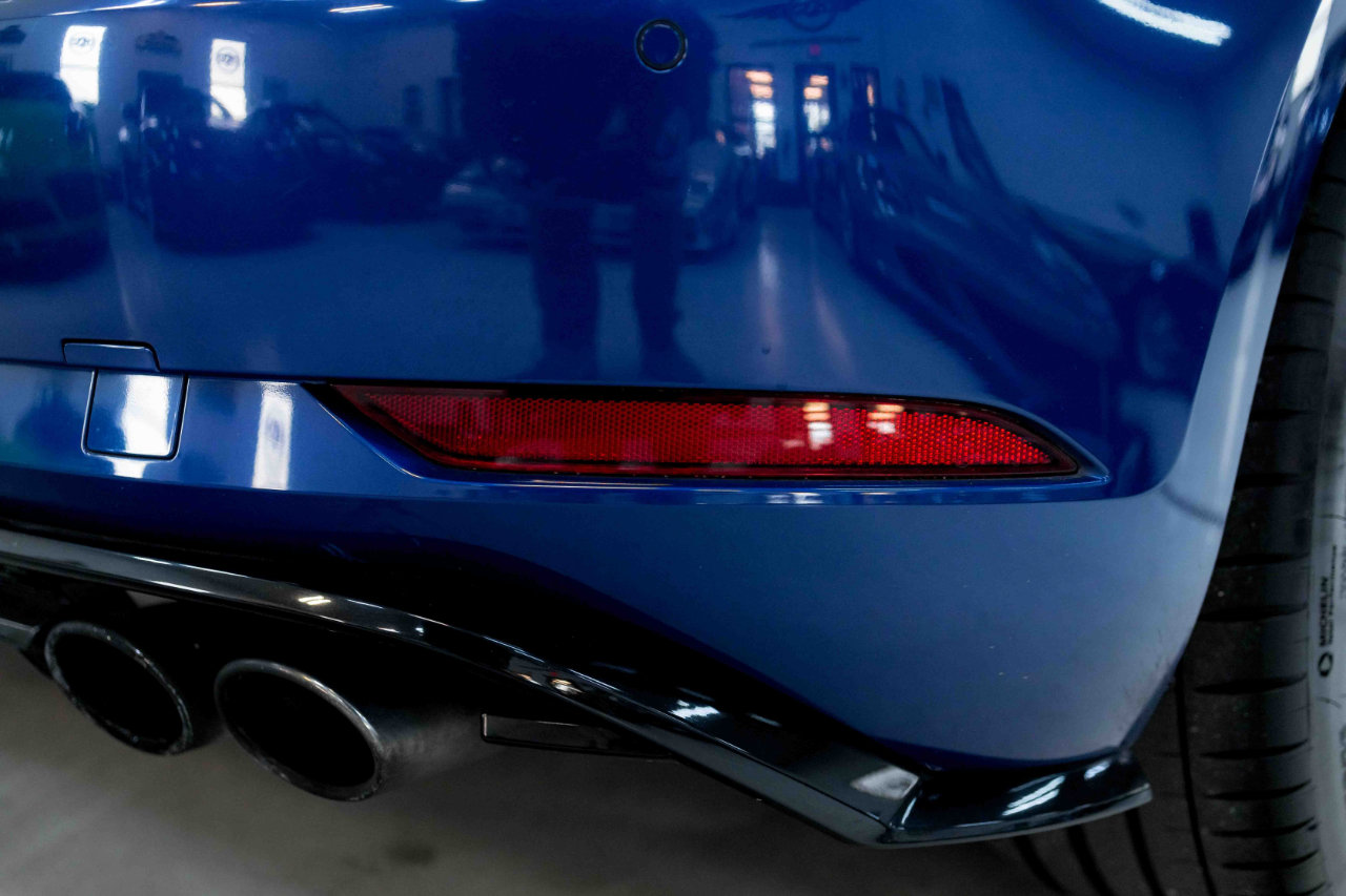 Used 2018 Volkswagen Golf R DCS and Navigation 7A image 22