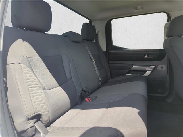 Used 2022 Toyota Tundra SR5 w/ SR5 Convenience Package AWD/4WD image 21